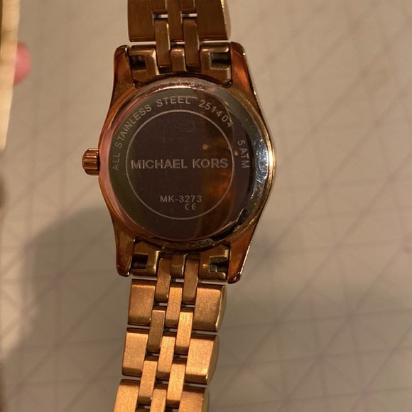 COPY - Rose Gold Michael Kors Watch - Picture 5 of 6